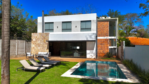 EN VENTA CASA AMOBLADA EN SAN BERNARDINO